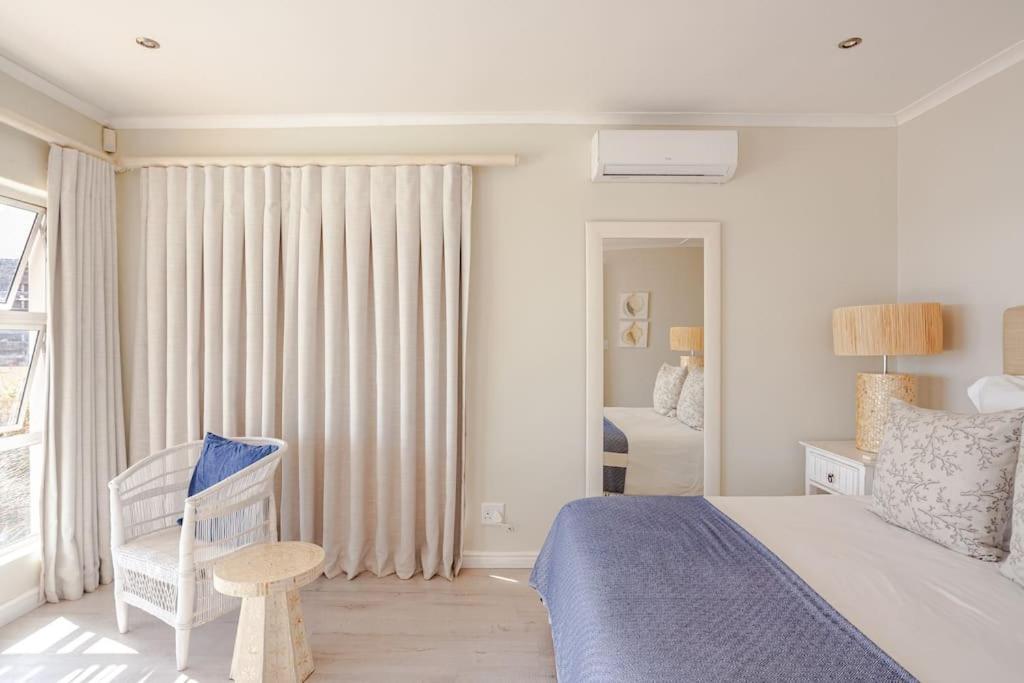 La Petite Baleine Oceanfront Luxury Villa De Kelders Exterior foto